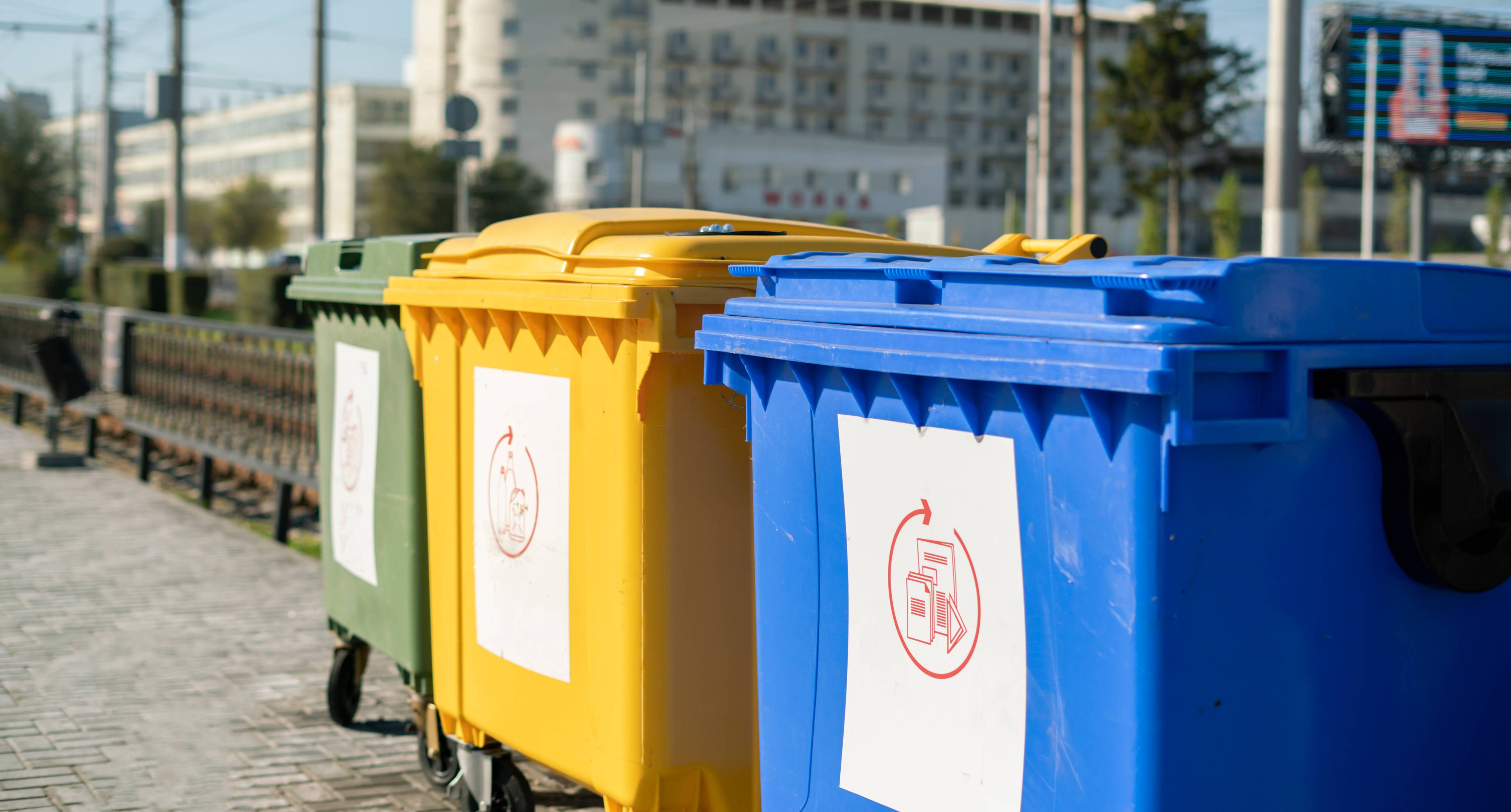 sorting-the-garbage-waste-the-three-color-trash_GU1tGcvgW